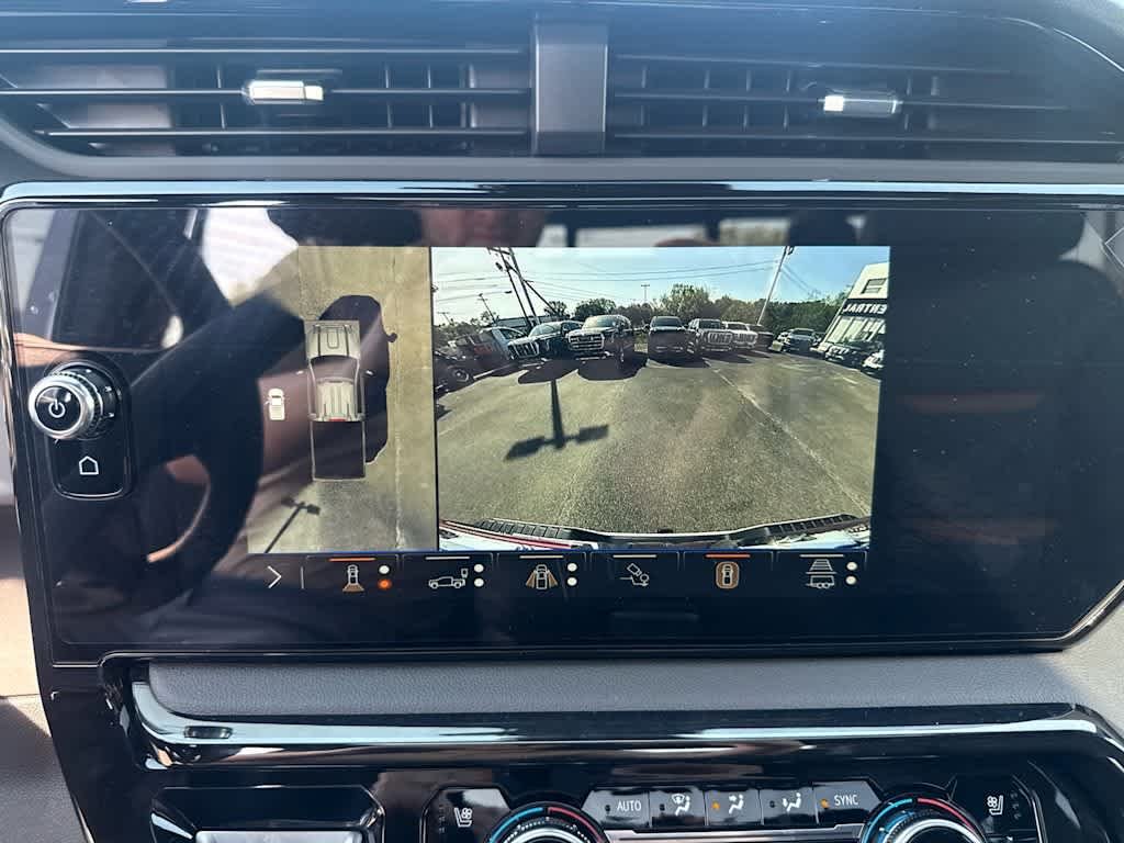 New 2026 Summit White GMC AT4 image 18
