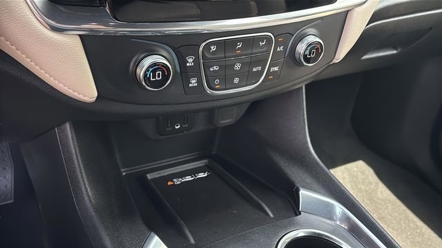 Used 2022 Black Chevrolet LT image 30