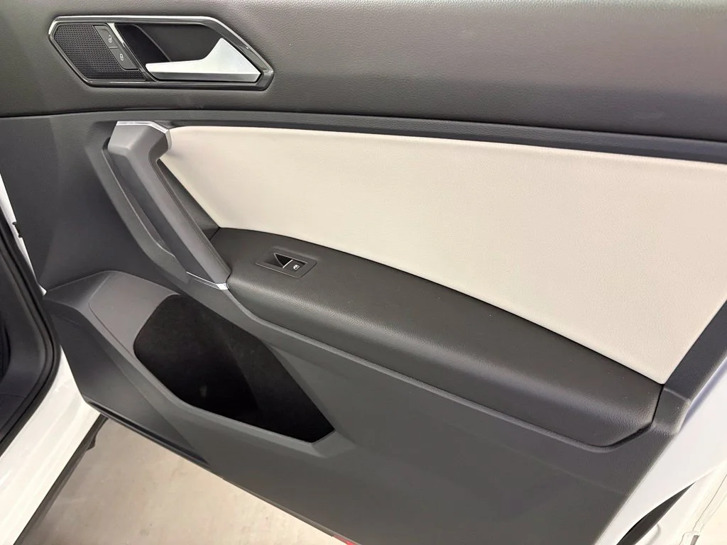 Used 2018  Volkswagen 2.0T SEL image 42