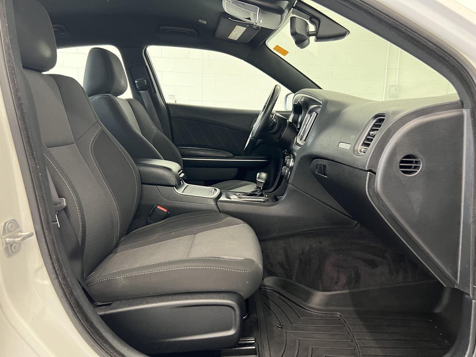 2019 Dodge Charger SXT - Photo 27