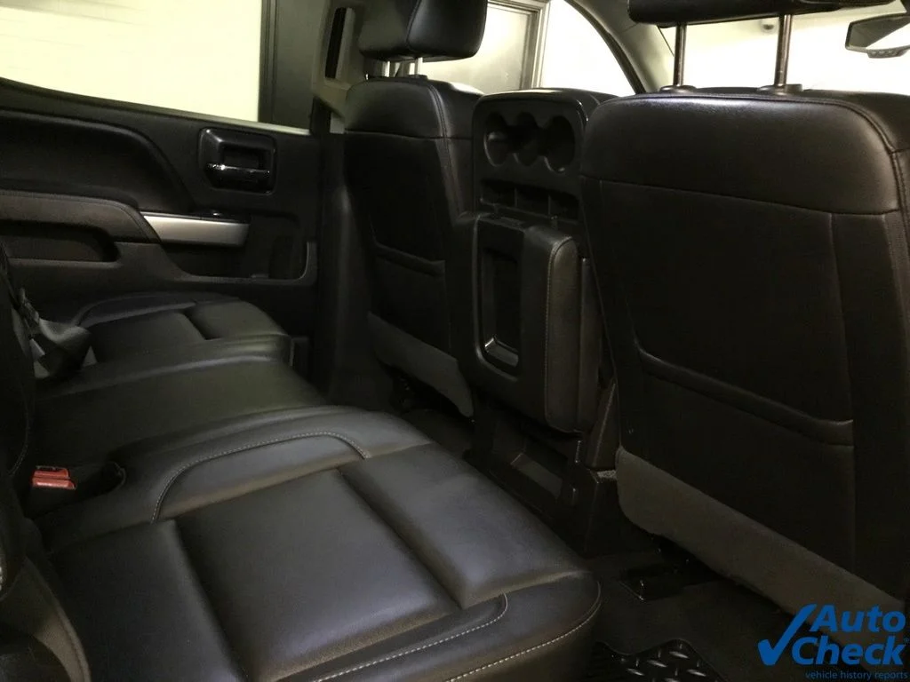 Used 2018 Black Chevrolet LTZ image 39
