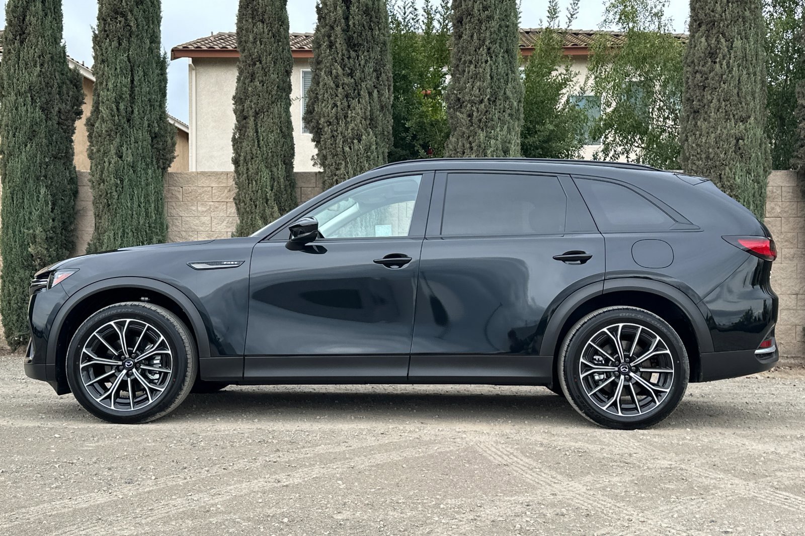 2025 Mazda CX-70 Premium Package - Photo 7