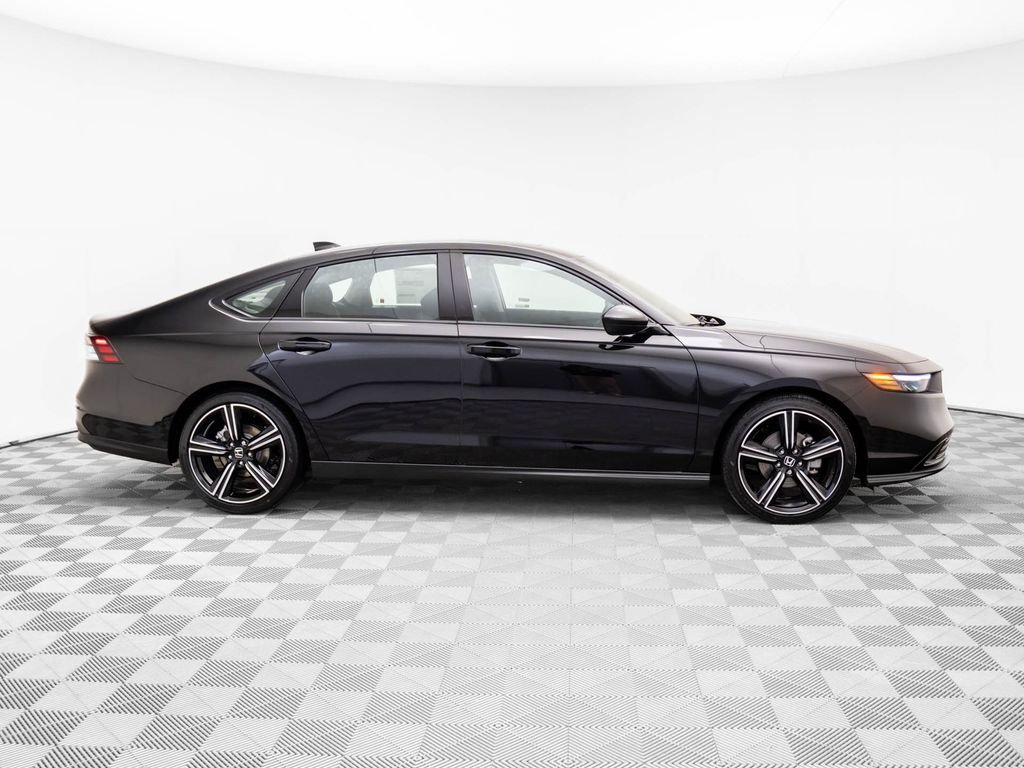 New 2026 Crystal Black Pearl Honda SE image 7