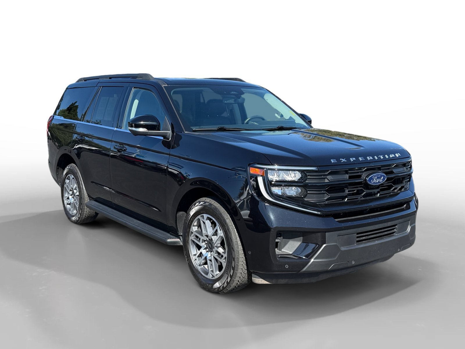 Certified Used 2025 Black Metallic Ford Active image 7