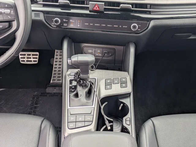 New 2026 Glacial White Pearl Kia X-Pro Prestige image 18