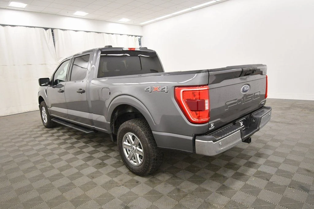 Used 2022 Gray Ford XLT image 5