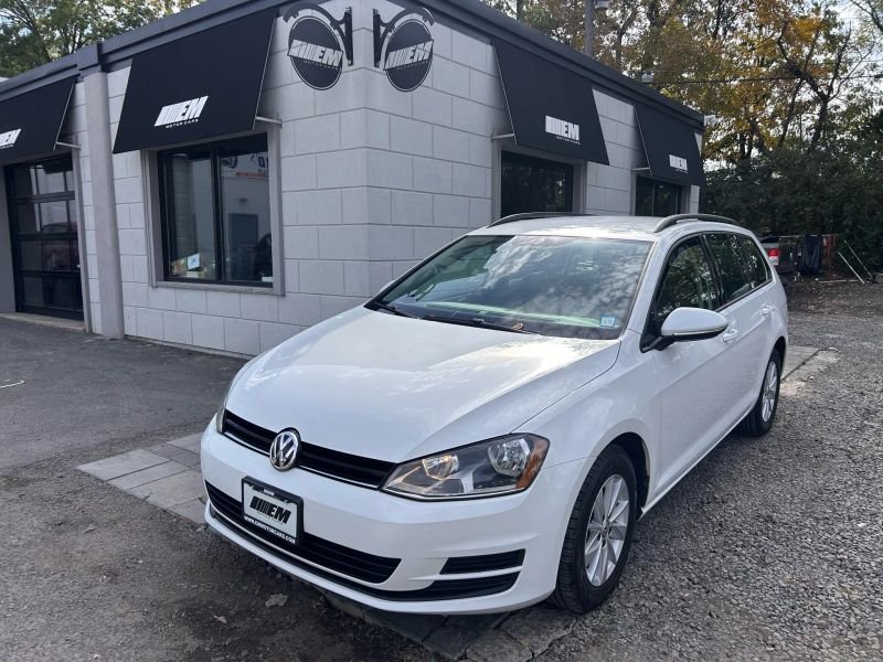 2016 Volkswagen Golf SportWagen