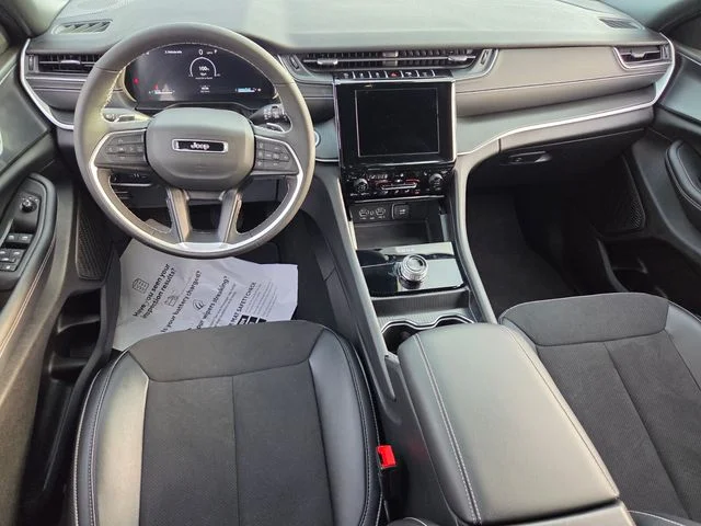 Used 2024 White Jeep Altitude X image 11