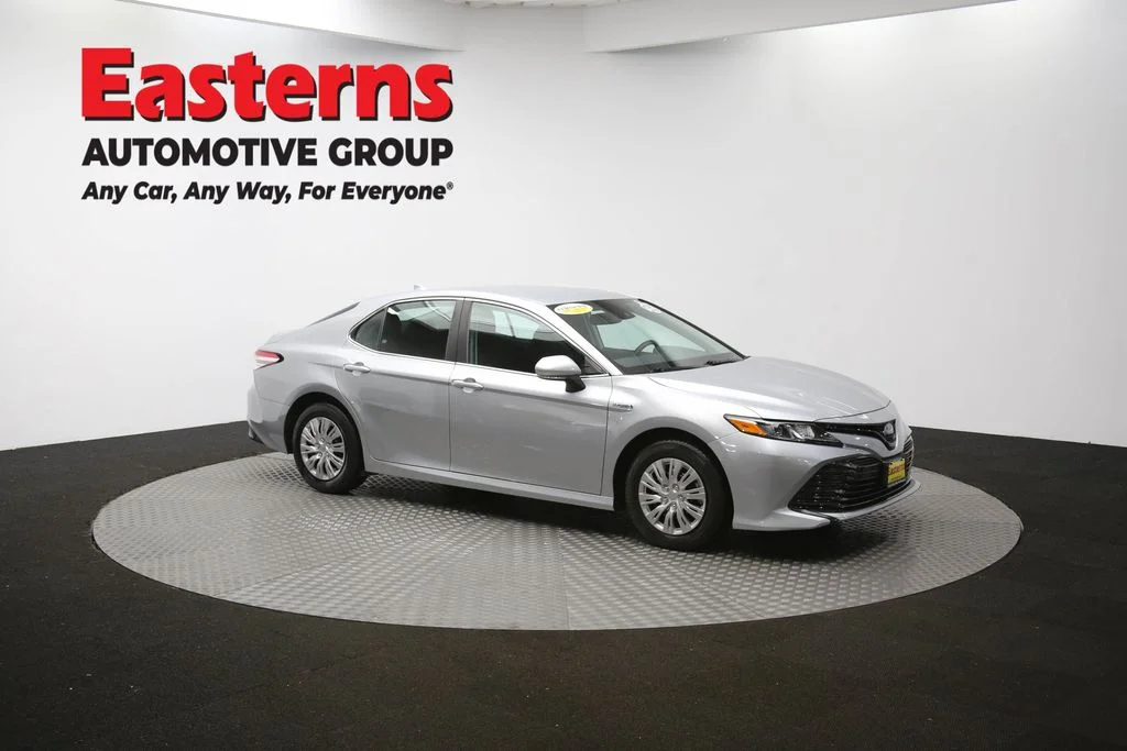 Used 2020 Silver Toyota LE image 43