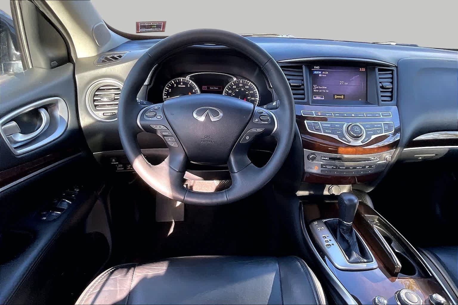 Used 2013 Liquid Platinum INFINITI  image 6