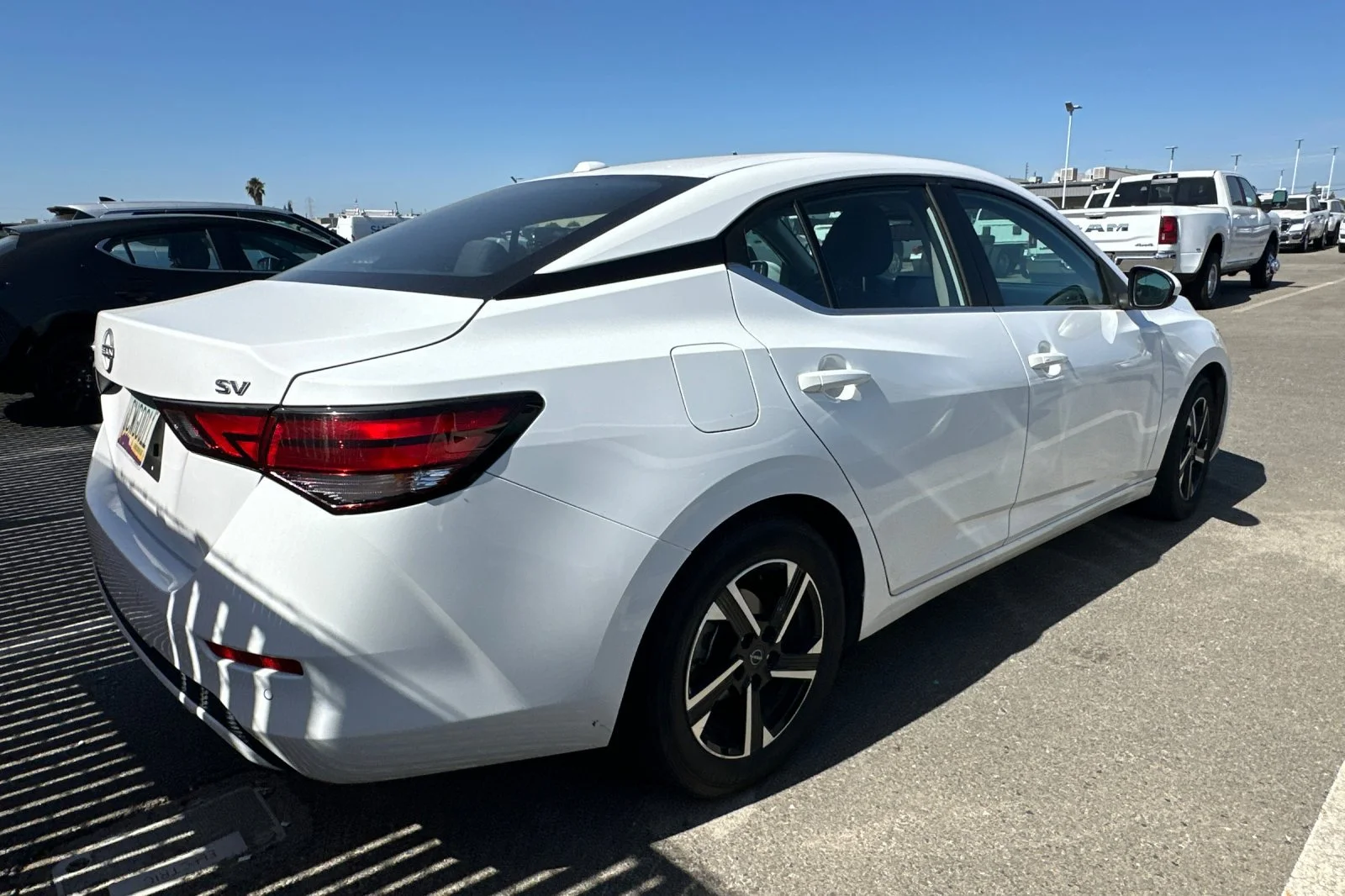 Certified Used 2024 Fresh Powder Nissan SV image 5