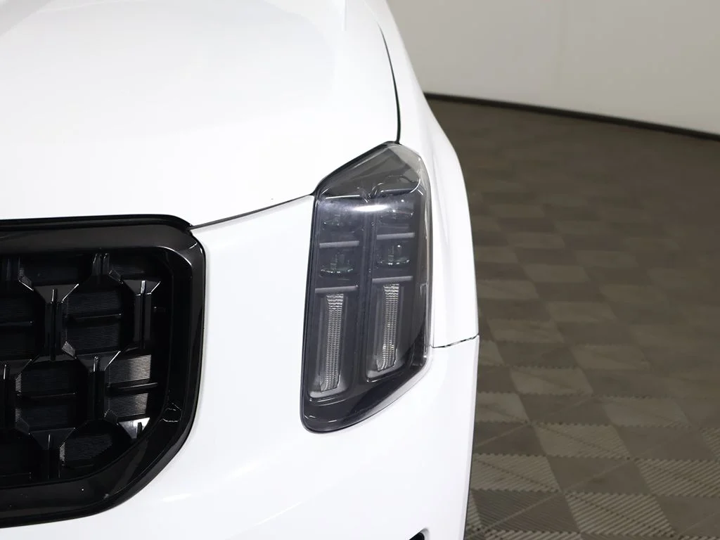 Used 2024 White Kia SX-Prestige X-Line image 19
