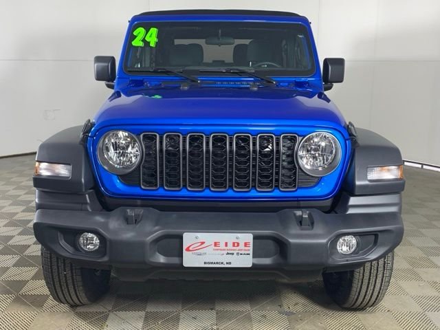 Used 2024 Blue Jeep Sport image 9
