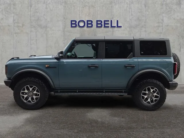 Used 2022  Ford Badlands image 2