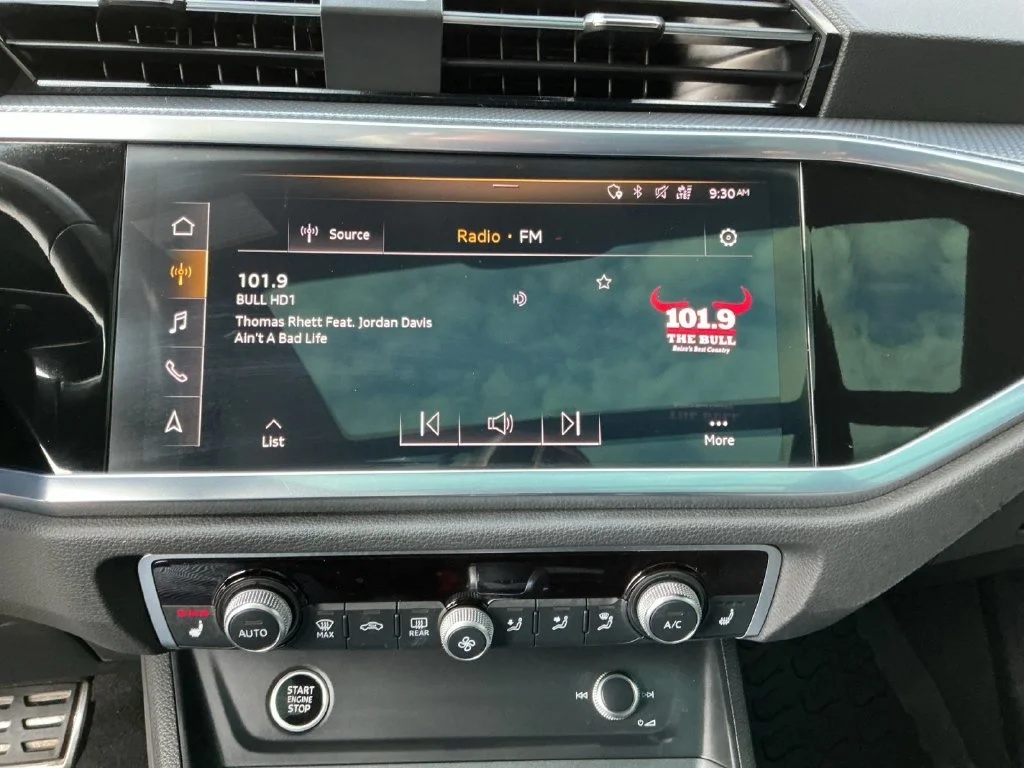 Used 2021 Blue Audi Premium Plus image 21
