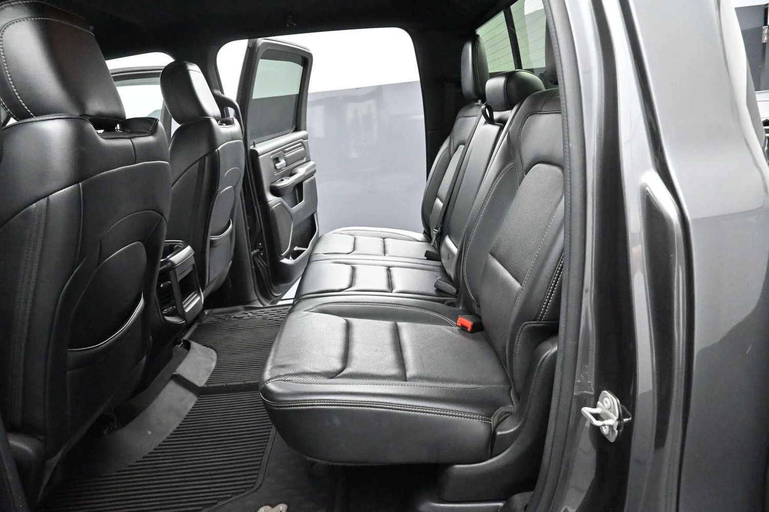 Used 2020 Granite Crystal Metallic Clearcoat Ram Rebel image 27