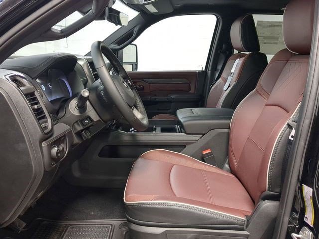 New 2026 Diamond Black Crystal Pearl-Coat Exterior Paint RAM Limited image 16