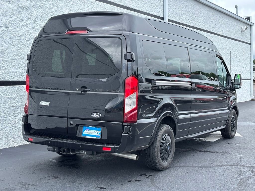New 2026 Black Ford Explorer Limited SE image 8