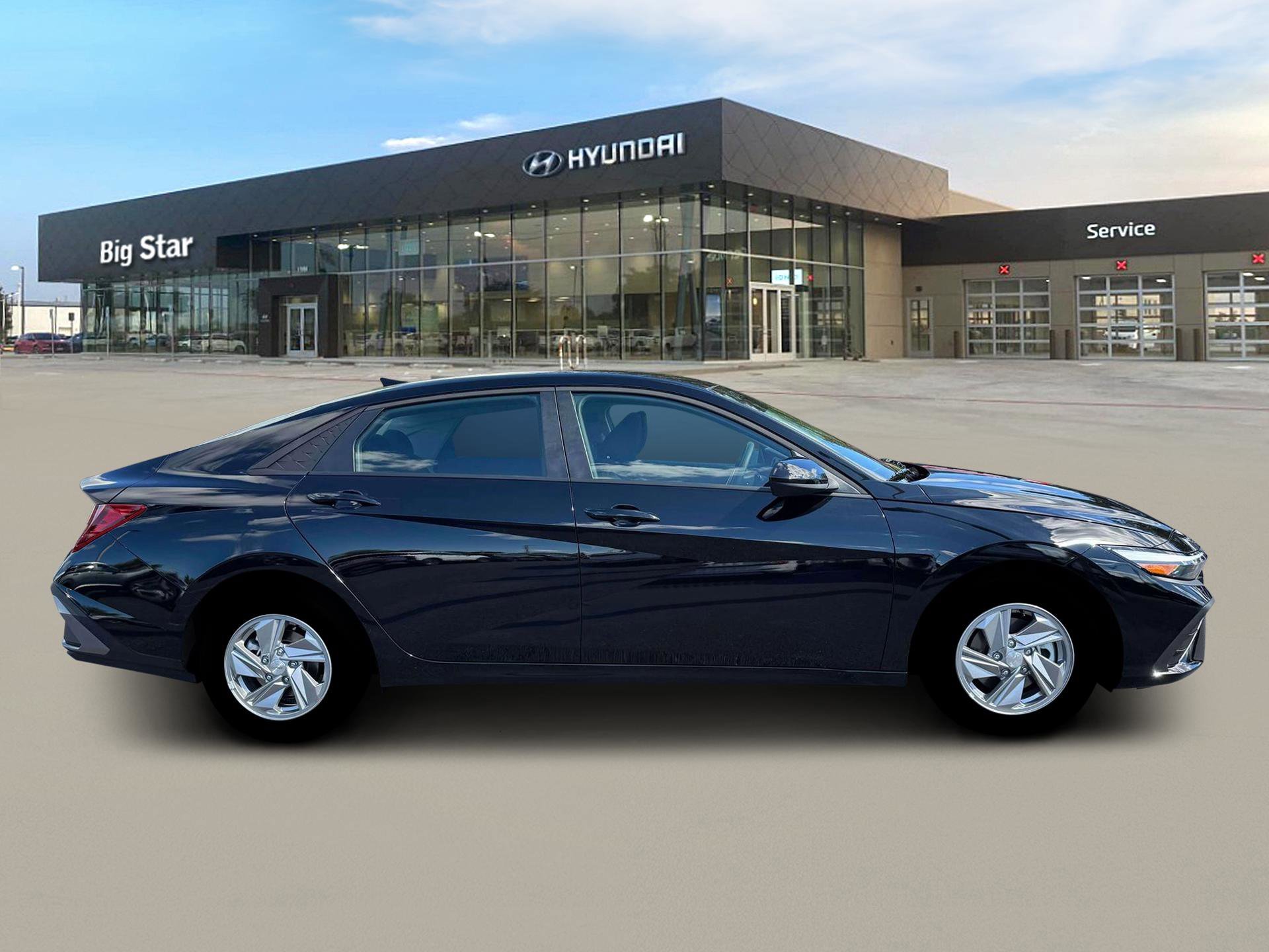 New 2026 Abyss Black Hyundai SE image 9