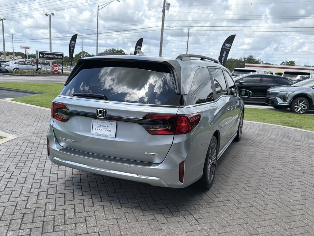 2025 Honda Odyssey Touring - Photo 6