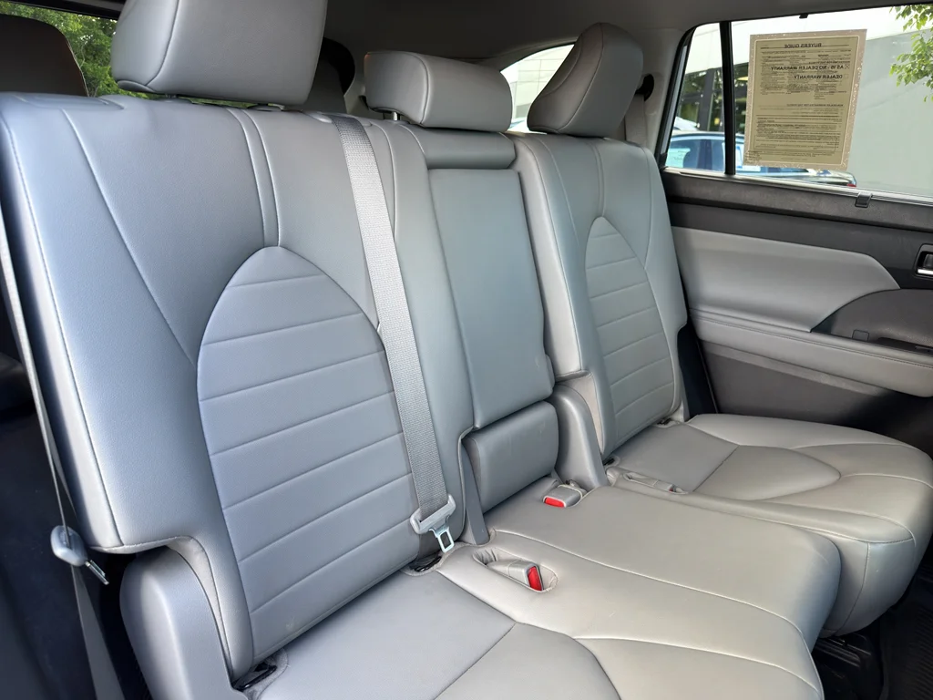 Used 2021 Celestial Silver Metallic Toyota XLE image 5
