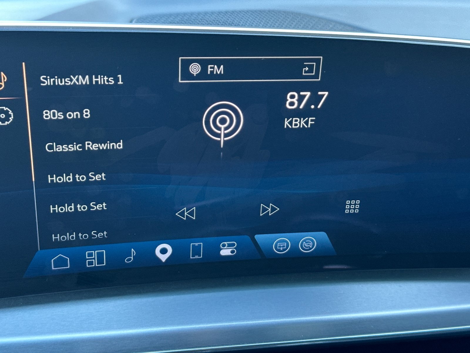 Used 2024 Silver Metallic Cadillac Luxury 4D Sport Utility image 22