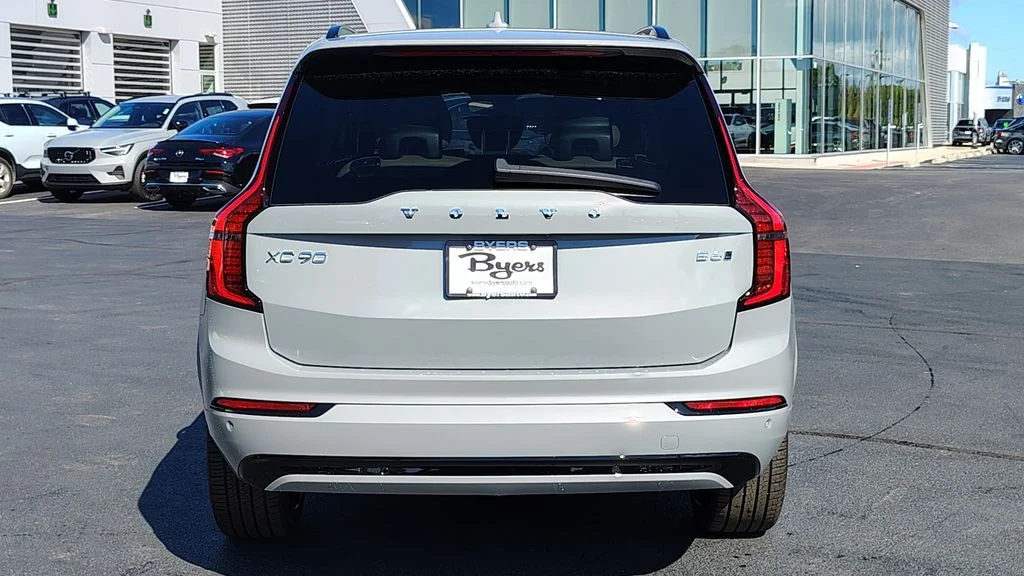 2026 Volvo XC90 Ultra - Photo 32