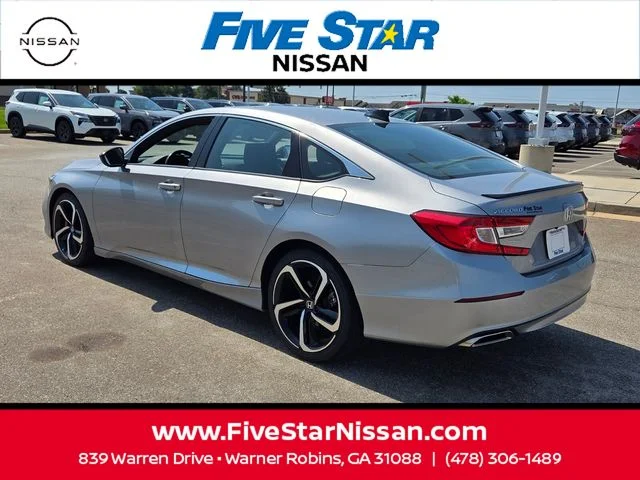 Used 2022  Honda Sport image 9