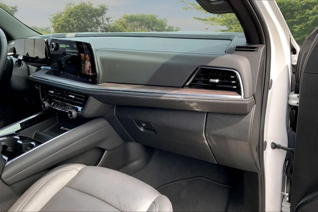Used 2025 Beige Chevrolet Z71 image 27