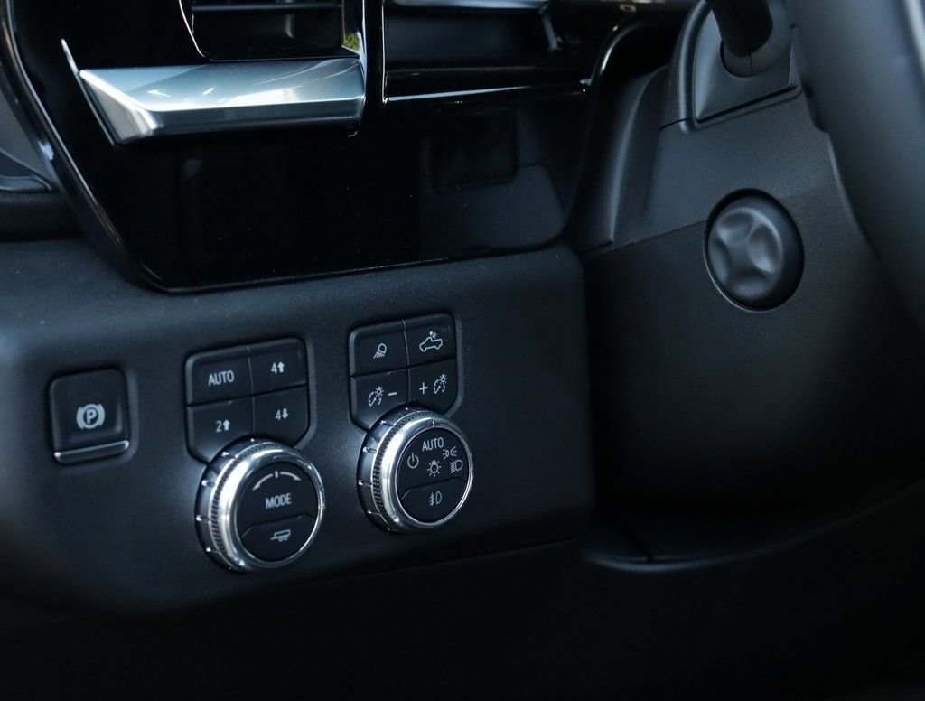 2026 GMC Sierra 1500 SLT - Photo 10