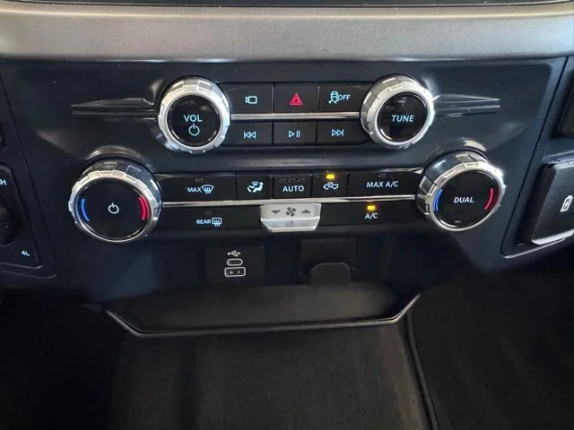 2025 Ford F-150 XLT - Photo 22