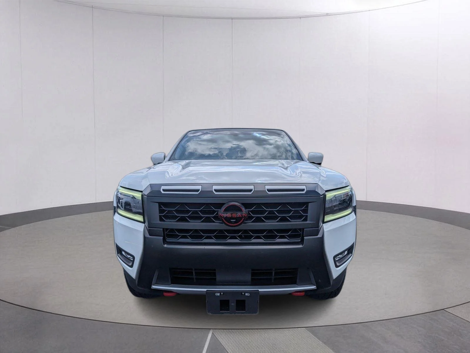 Used 2026 Glacier White Nissan PRO-X image 8