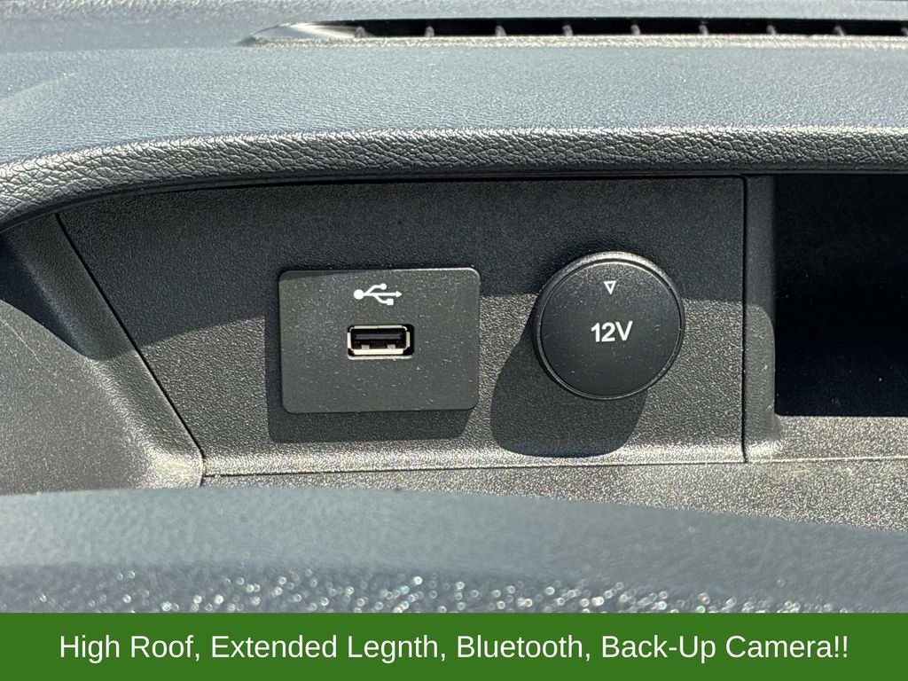 Used 2024  Ford Base image 29