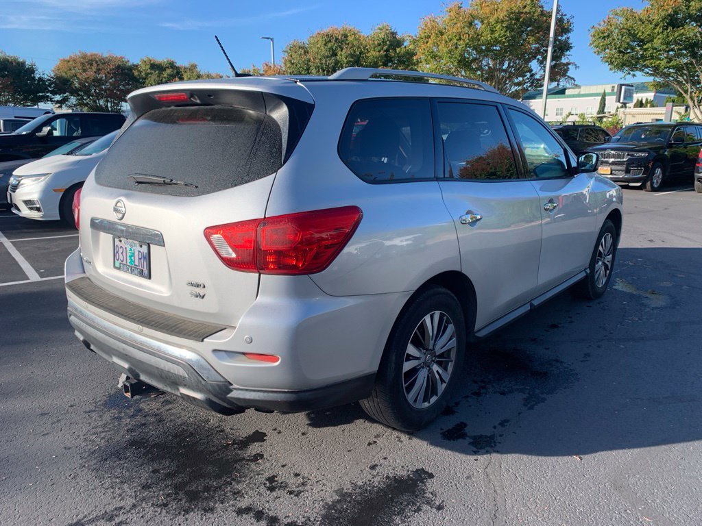 Used 2018 Brilliant Silver Metallic Nissan SV image 4