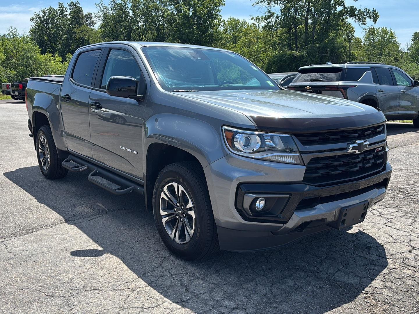 Used 2021 Satin Steel Metallic Chevrolet 4WD Z71 image 10