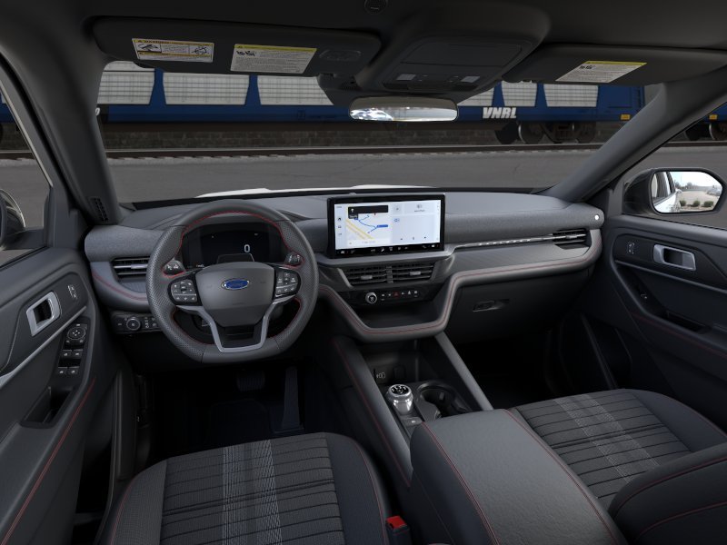New 2026 Star White Metallic Tri-Coat Ford ST-Line image 9
