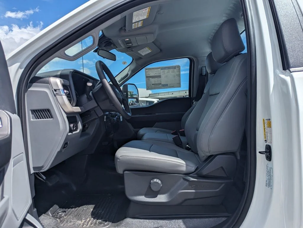 New 2026 Oxford White Ford F-250® XL image 6