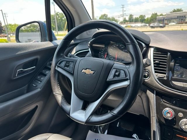 Used 2019 Blue Chevrolet Premier image 28