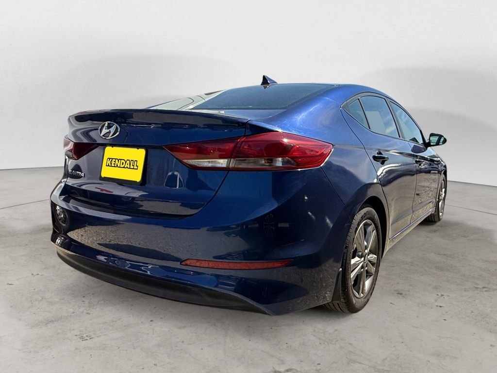 Used 2018 Blue Hyundai SEL image 4