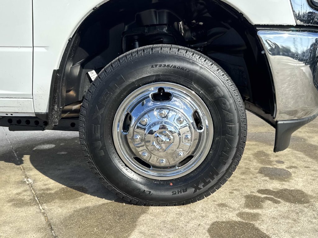 2026 RAM 3500 Chassis Tradesman - Photo 18