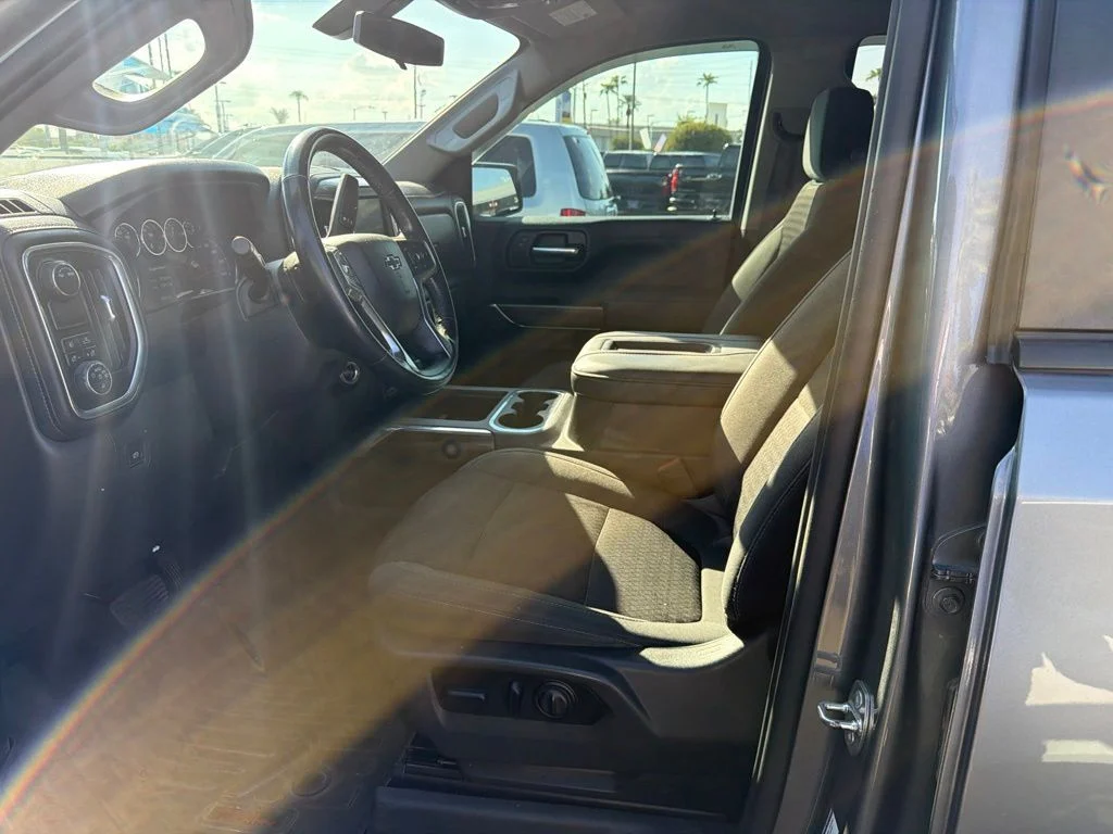 Used 2020 Gray Chevrolet RST image 17