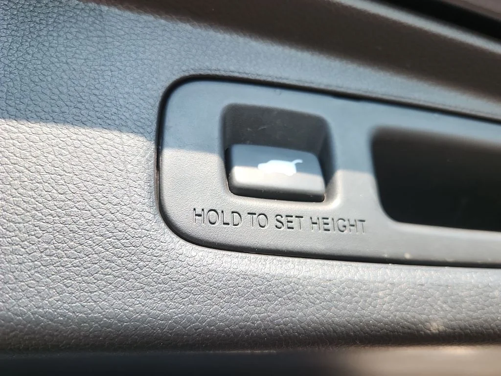 Used 2024 Gray Honda EX-L image 13