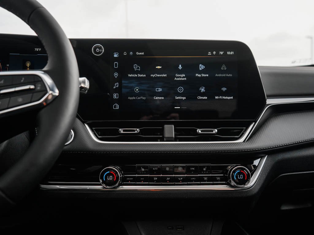 2027 Chevrolet Equinox LT - Photo 23