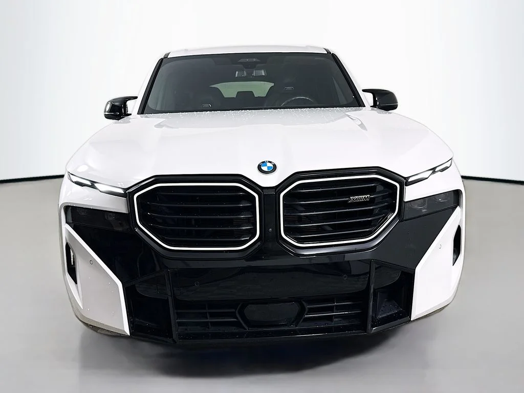 Used 2024 White BMW Base image 2
