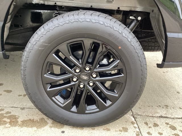 New 2026 Agate Black Metallic Ford Lariat® image 7