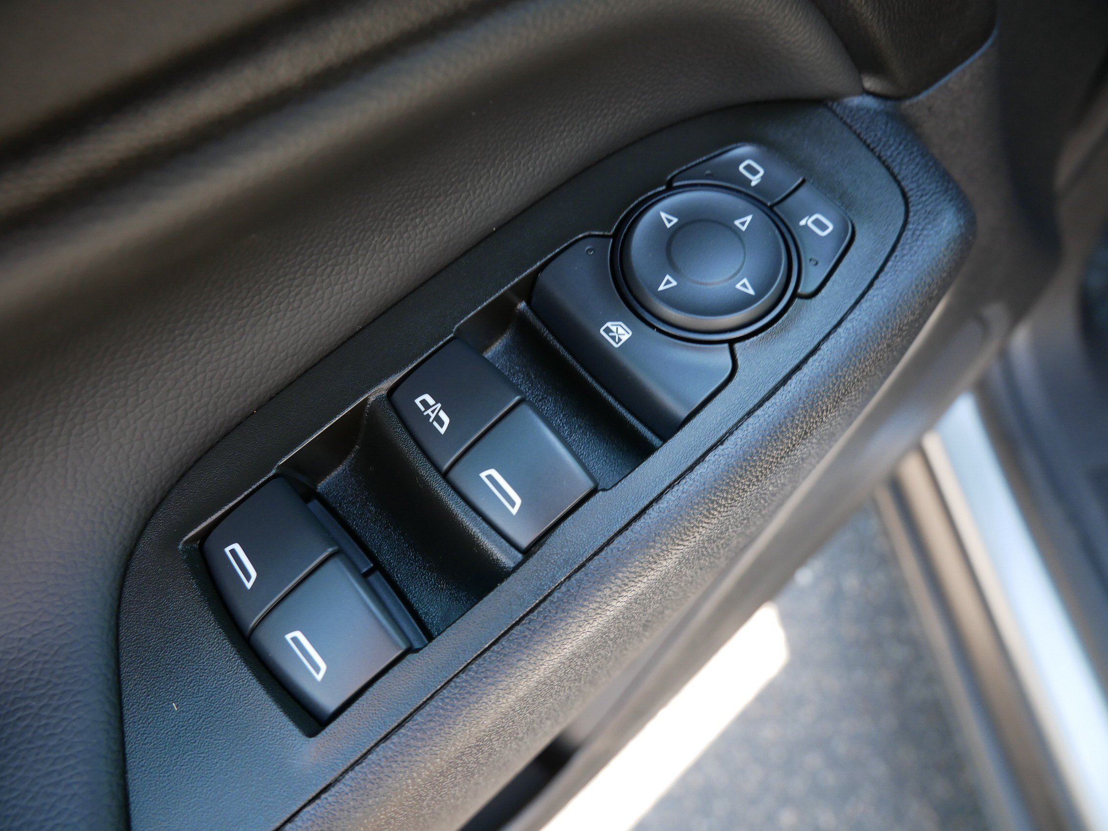 Used 2024 Sterling Gray Metallic Chevrolet LT image 19