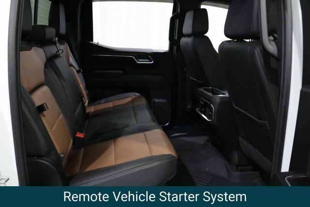 Used 2025 Pearl Chevrolet High Country image 13