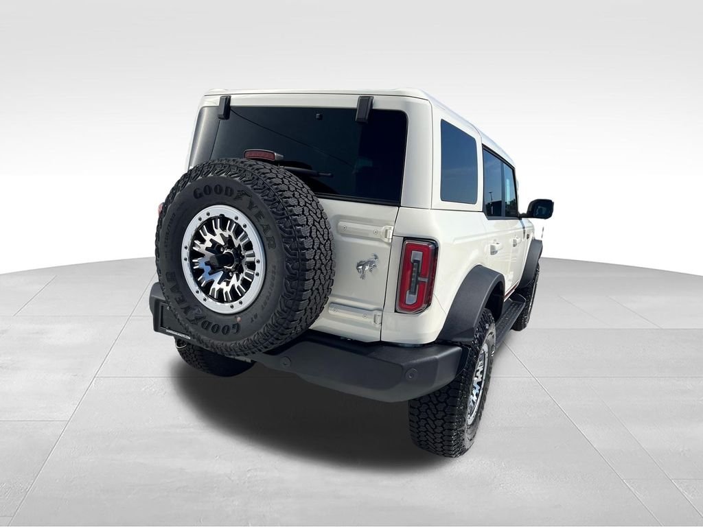 New 2026 Wimbledon White Ford Outer Banks® image 5