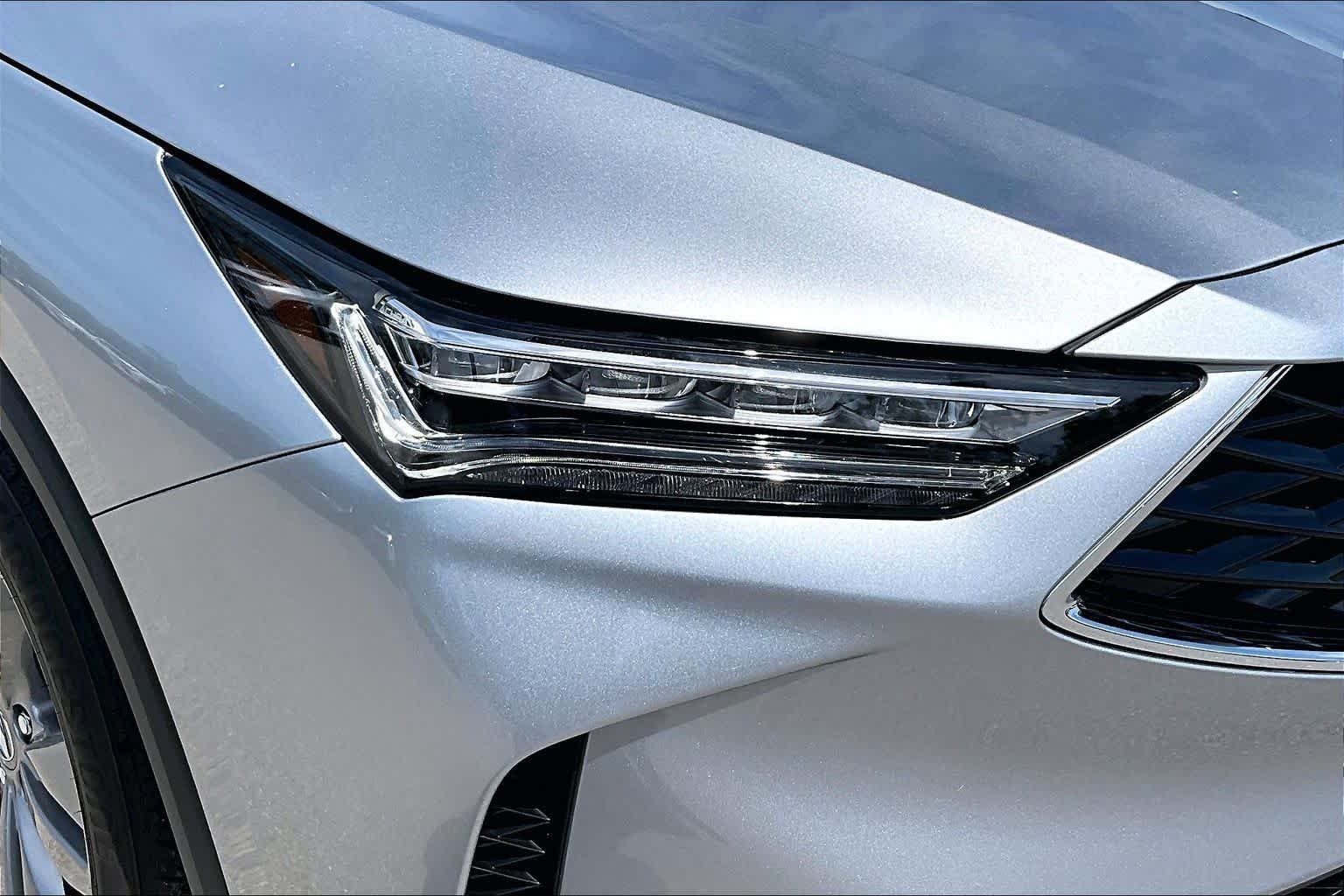 New 2026 Solar Silver Metallic Acura  image 13