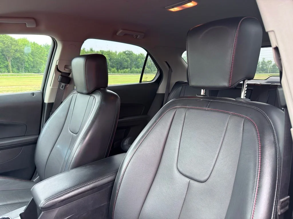 Used 2017 Red Chevrolet Premier image 22